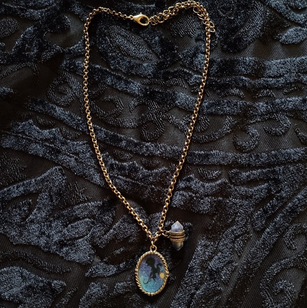 Dragon necklace with stone charm Dragon Stoner necklace - Picture 2 of 3